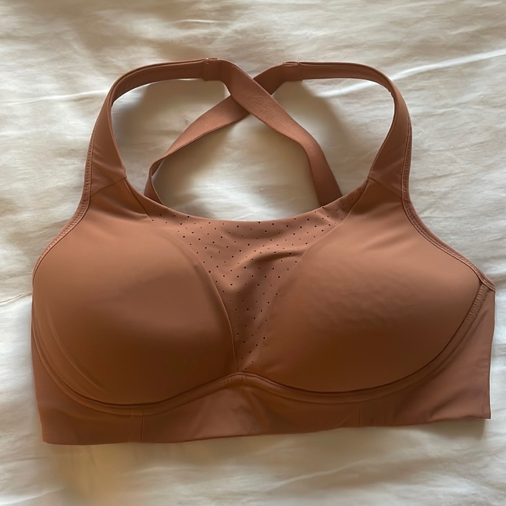 Lululemon Run Times bra high support
